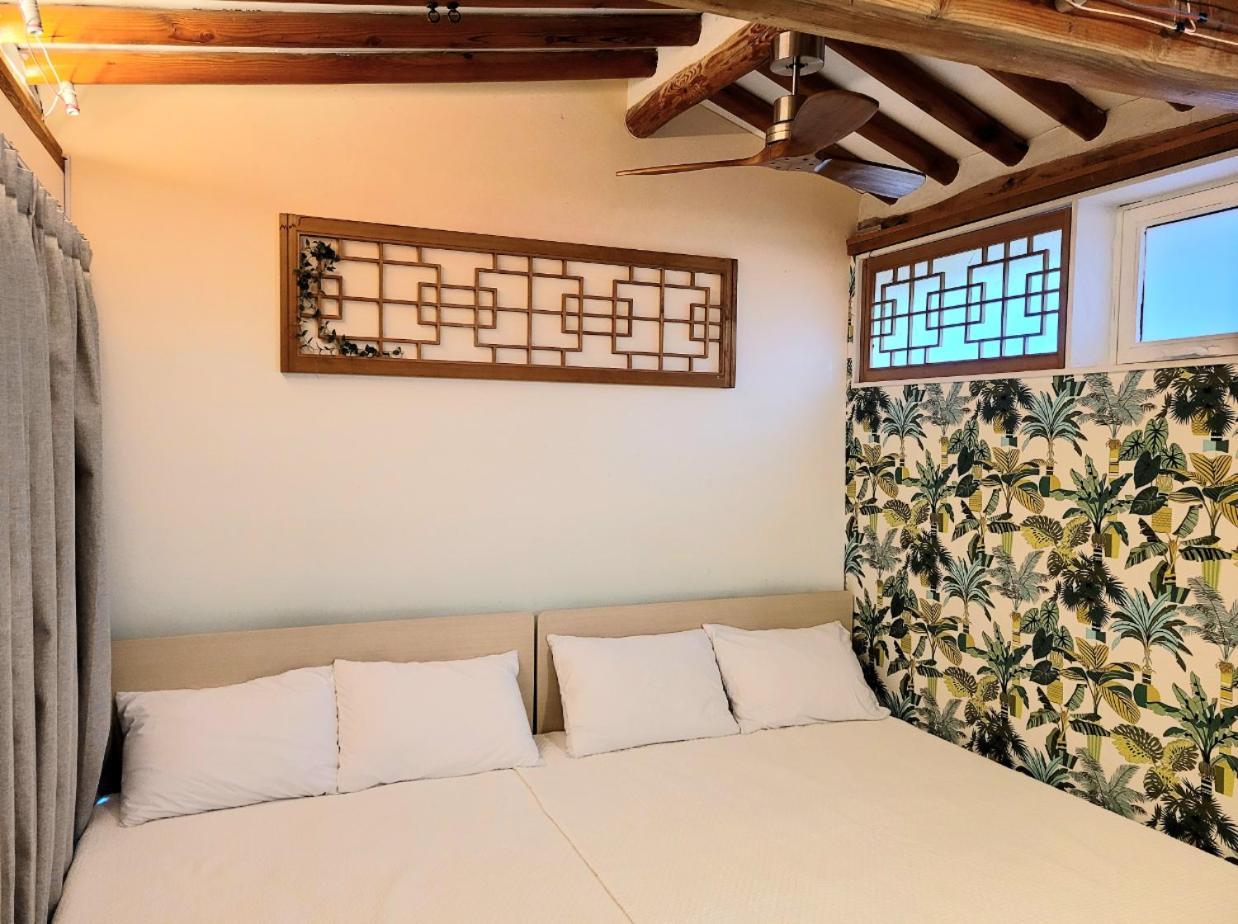 'Hanok Hanok' Boutique Stay Seoul - 2Min From Gyeongbokgung Palace Station Exterior photo